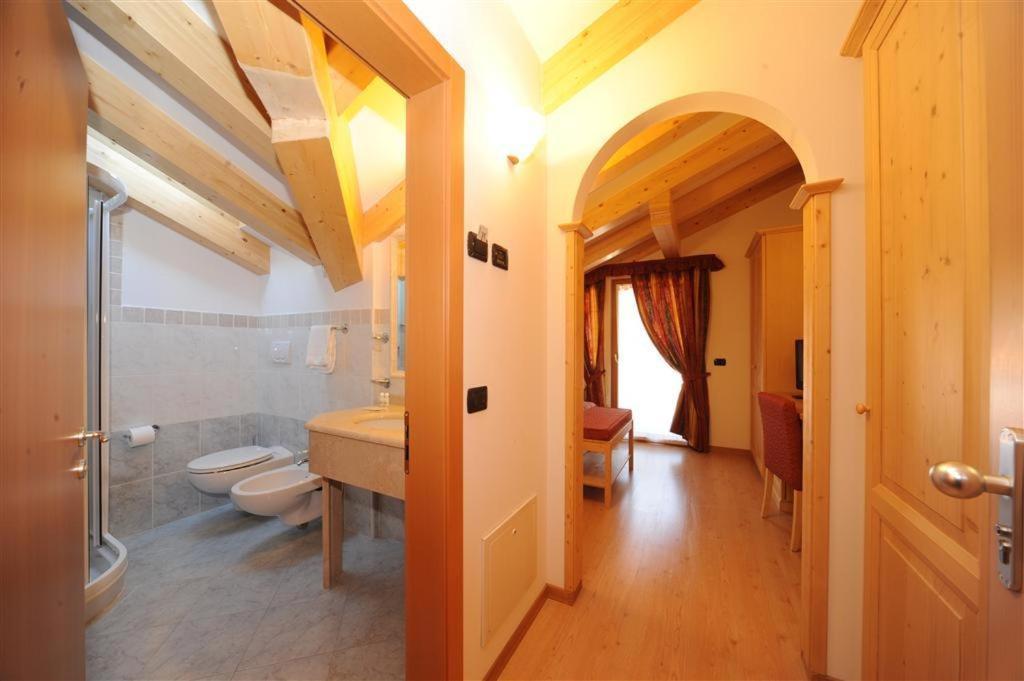 Hotel Canada Pinzolo Camera foto